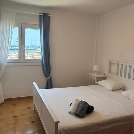 El Bucanero, Cristianos